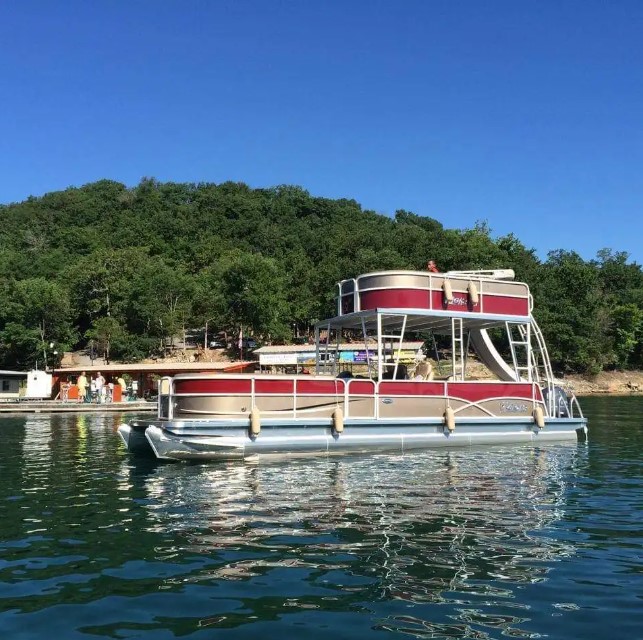30ft Luxury Double-deck Party Boat Tritoon with waterslide - Named VESPER -  Island Pontoon Rentals - Austin, TX